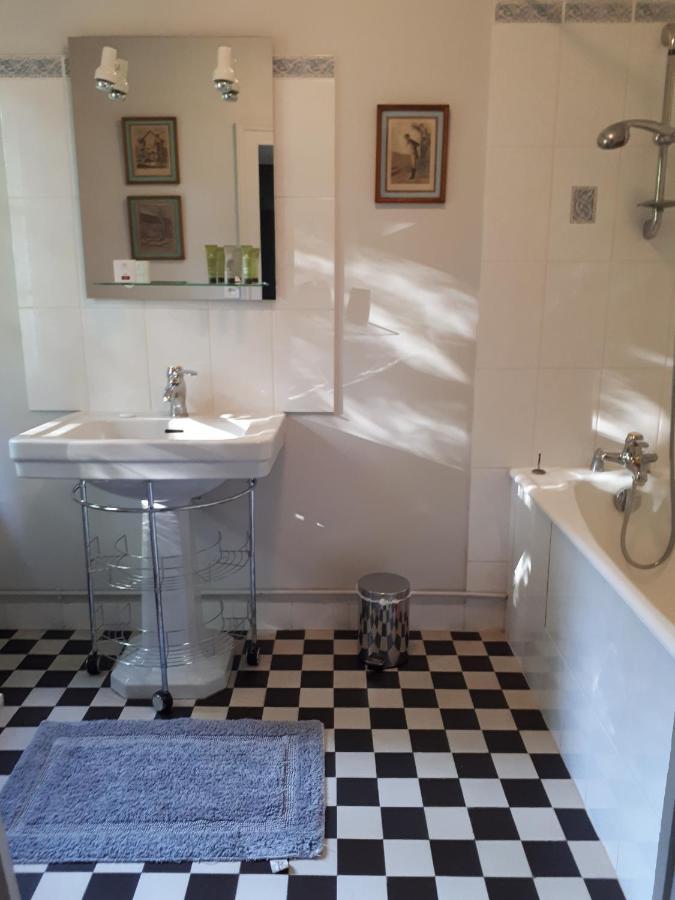 Bed and Breakfast Le Parc Des Aubiers Brion  Esterno foto